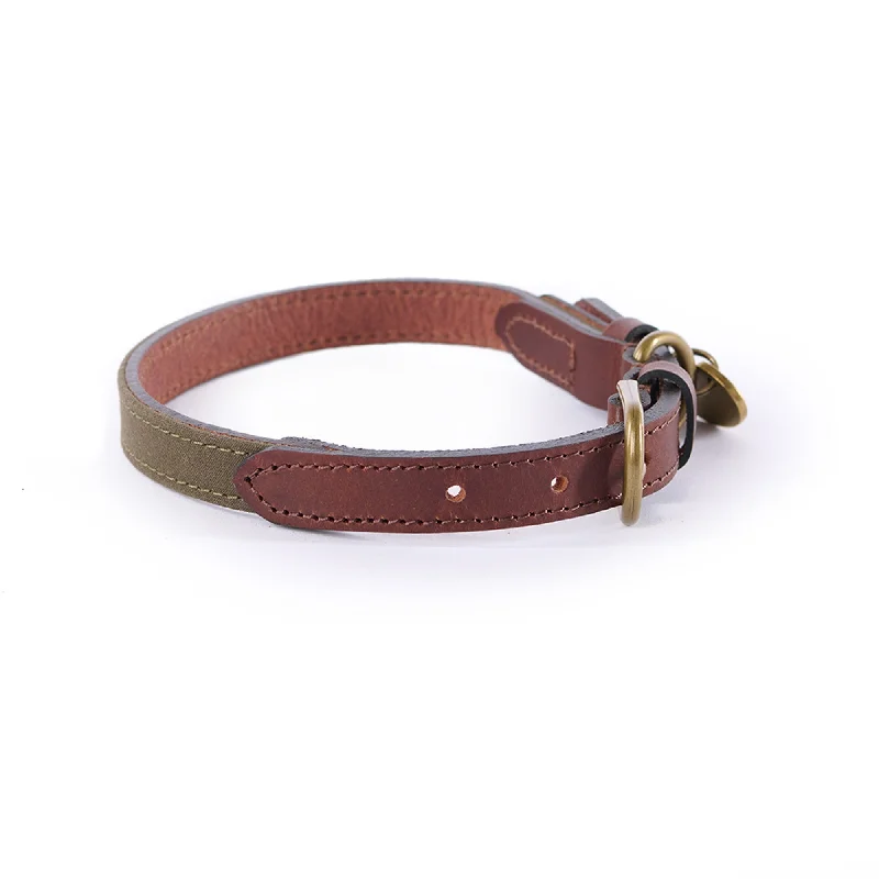 4. **Dog muzzle is breathable**Le Chameau Waxed Dog Collar