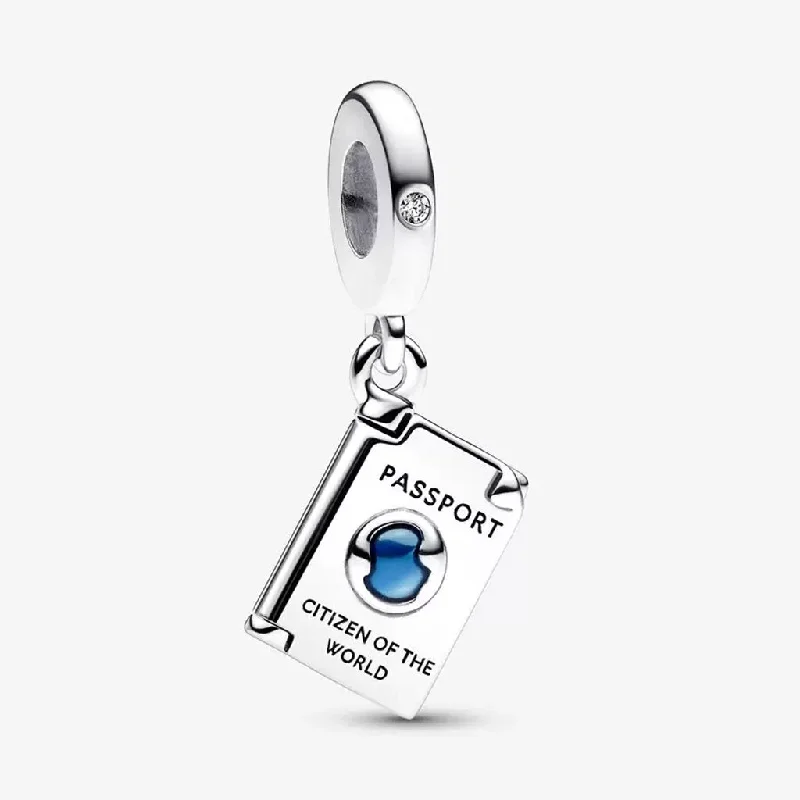 PANDORA : Openable Passport Dangle Charm