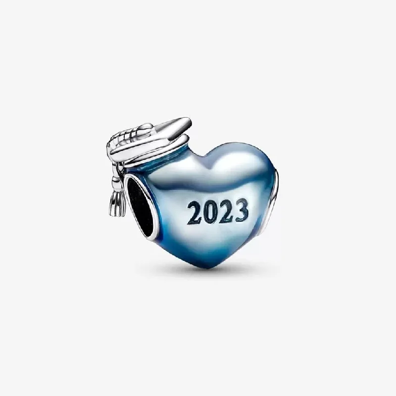 PANDORA : Blue 2023 Graduation Heart Charm