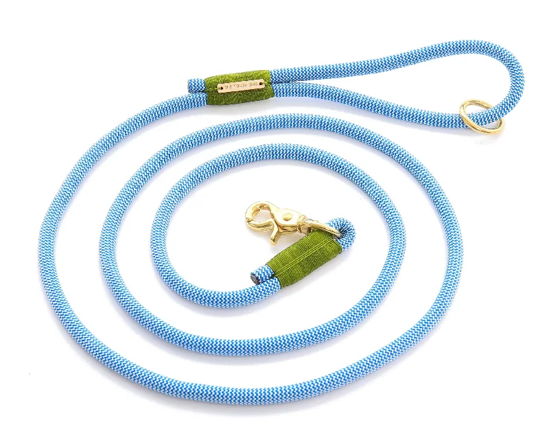 5. **Dog toy sound ball**THE FOGGY DOG | Climbing Rope Leash in Tahoe